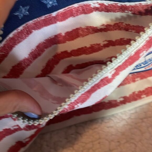 Busch Gardens drawstring bag NWOT - Picture 5 of 6